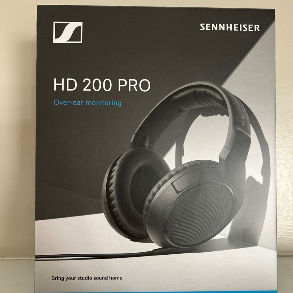 Sennheiser HD PRO Series Box in Blue